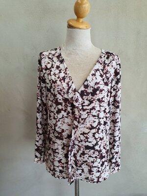 FF04302 เสื้อผ้ามือสอง ชีฟอง แบรนด์ ANN TAYLOR อก 37 นิ้ว