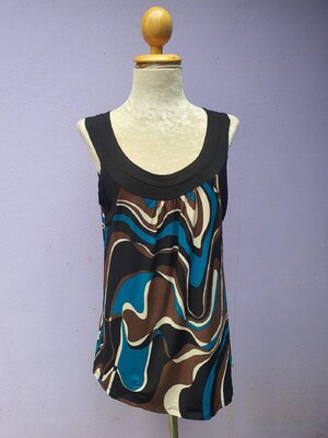 FF03716 เสื้อผ้ามือสอง แขนกุด แบรนด์ AGENDA อก 36-40 นิ้ว