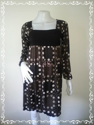 FF01652 เดรสมือสอง ลายจุด มือสอง อก 32-35 นิ้ว