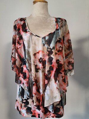 หมดค่ะ FF04401 เสื้อผ้ามือสอง แบรนด์ SUSAN LAWRENCE อก 40-44 นิ้ว