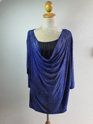 FF04147 เสื้อผ้ามือสอง สีม่วง แบรนด์ 2Dye4 อก 50-56 นิ้ว