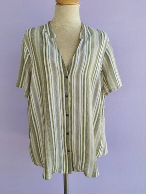 FF02974 เสื้อแฟชัน แบรนด์ มือสอง a liz claiborne company อก 47 นิ้ว