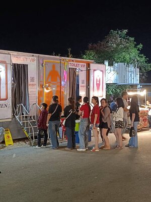 รถสุขาเคลื่อนที่ทับยาว โทร.097-2390454 เจริญทรัพย์เซอร์วิส