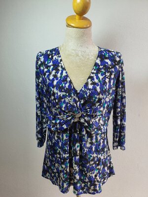 FF04169 เสื้อผ้ามือสอง ลายน้ำงิน แบรนด์ GEORGE อก 36-38 นิ้ว