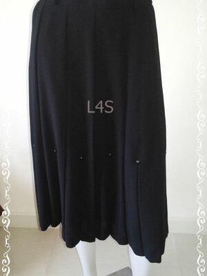 FF01448 กระโปรงแฟชั่น มือสอง นำเข้า สีดำ เอว 25-26 นิ้ว