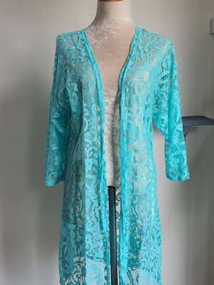 FF05228 เสื้อคลุมมือสอง สีฟ้าสดใส แบรนด์ Forever21 อก free-42 นิ้ว