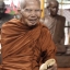 เหรียญท้าวเวสสุวรรณ หลังช้างเอราวัณ รุ่นบันดาลทรัพย์ หลวงปู่หา (หลวงปู่ไดโนเสาร์) วัดสักกะวัน เนื้ออัลปาก้าหน้ากากชนวนผิวรุ้ง