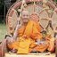 เหรียญพญาครุฑ แสนยานุภาพ รุ่นแรก หลวงปู่แสน วัดบ้านหนองจิก จ.ศรีสะเกษ เนื้อผงเหล็กน้ำพี้ ฝังของกายสิทธิ์ หน้ากากทองแดงผิวรุ้ง